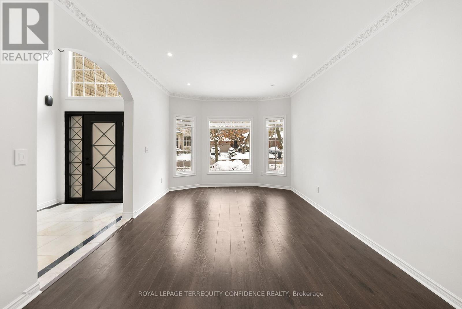 366 Hounslow Avenue, Toronto, Ontario  M2R 1H6 - Photo 5 - C12704500