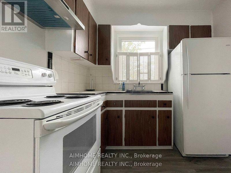 Main - 4 Hollingworth Drive, Toronto, Ontario  M1P 1E2 - Photo 6 - E12704384