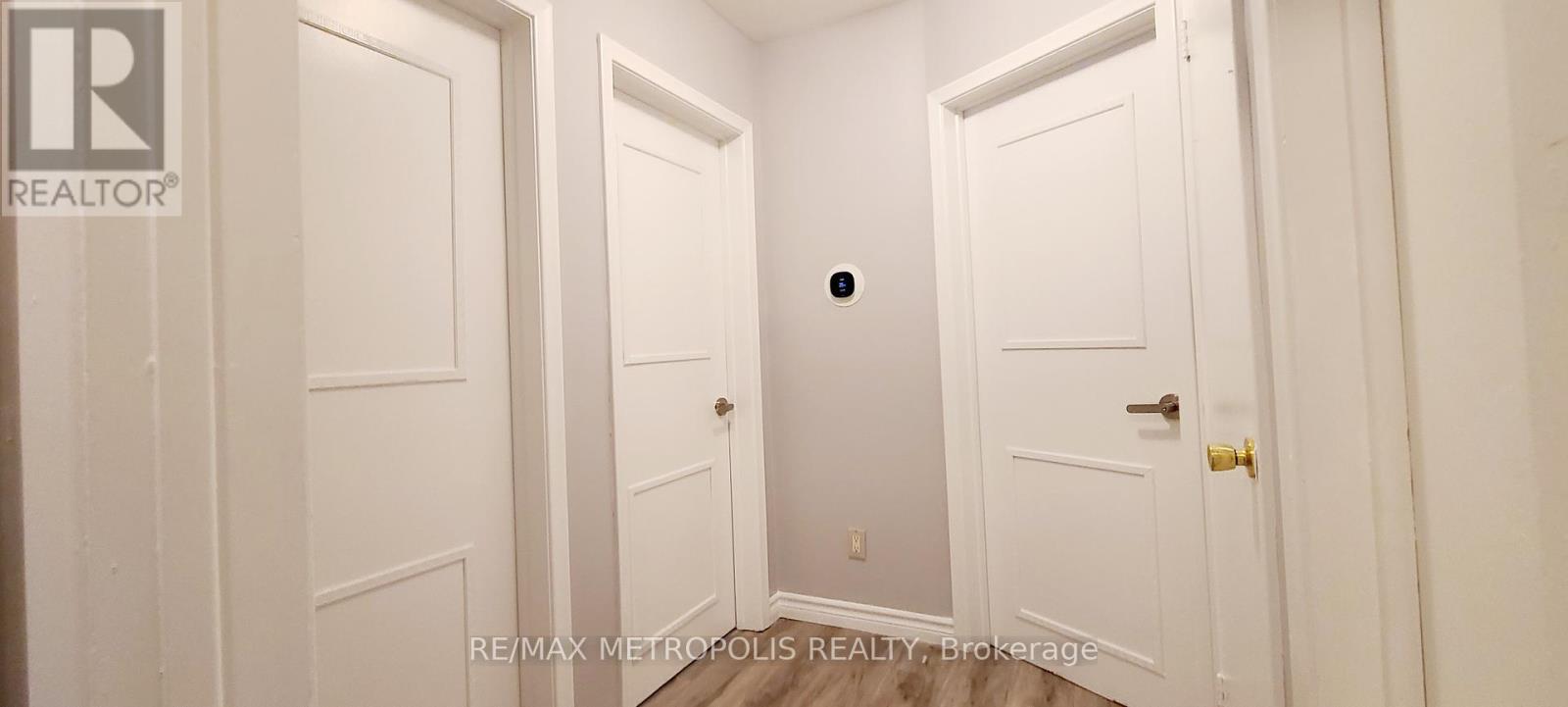 Main - 112 Brantwood Drive, Toronto, Ontario  M1H 2G8 - Photo 9 - E12704434