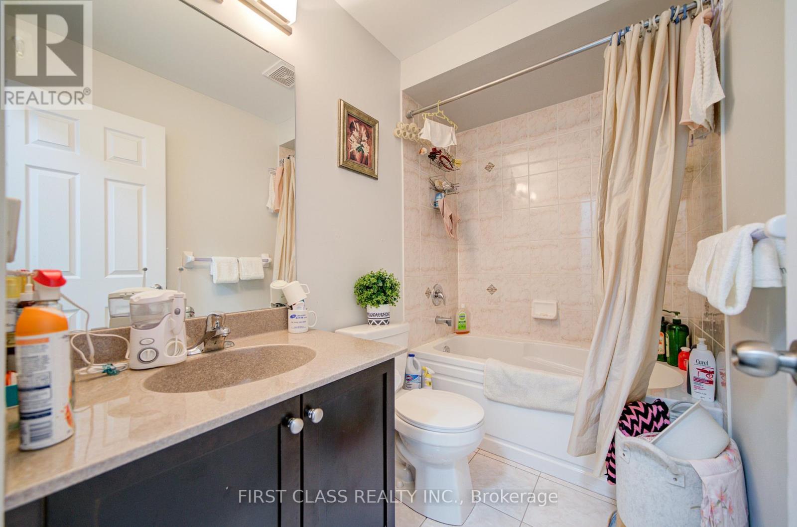 322 Delray Drive, Markham, Ontario  L6E 0R2 - Photo 28 - N12704334