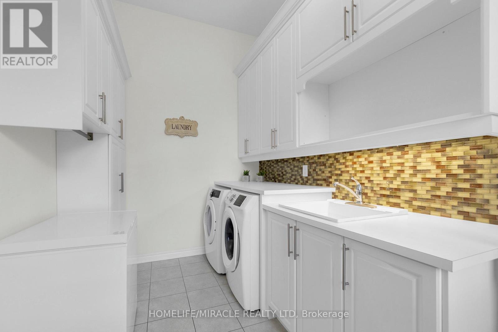 129 Vipond Way, Bradford West Gwillimbury, Ontario  L3Z 0G7 - Photo 26 - N12704352