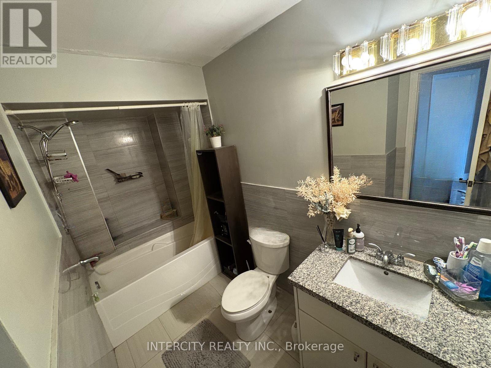 183 Misty Meadow Drive, Vaughan, Ontario  L4L 3V6 - Photo 13 - N12704430