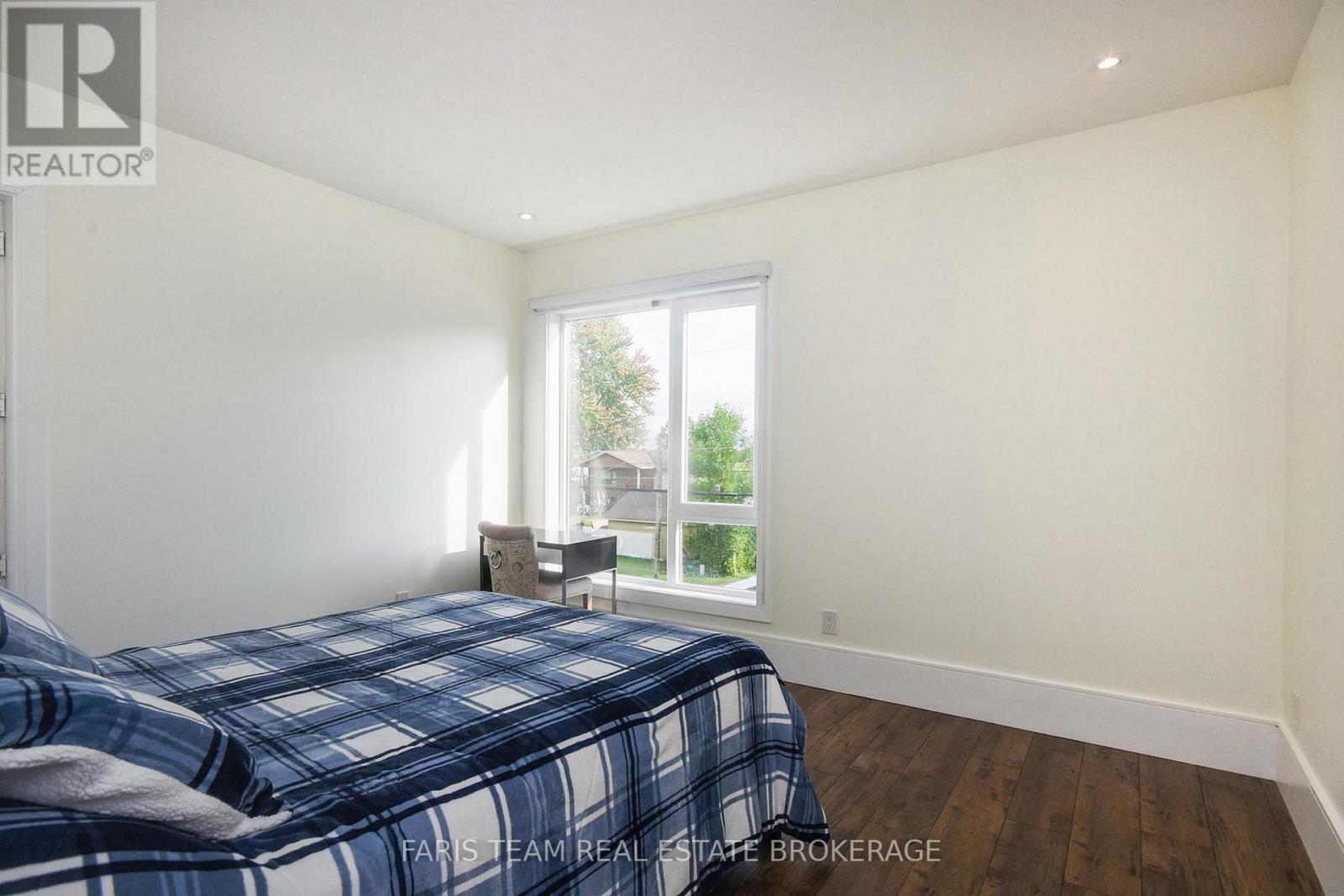 56 Sallows Drive, Tay, Ontario  L0K 2A0 - Photo 35 - S12704304