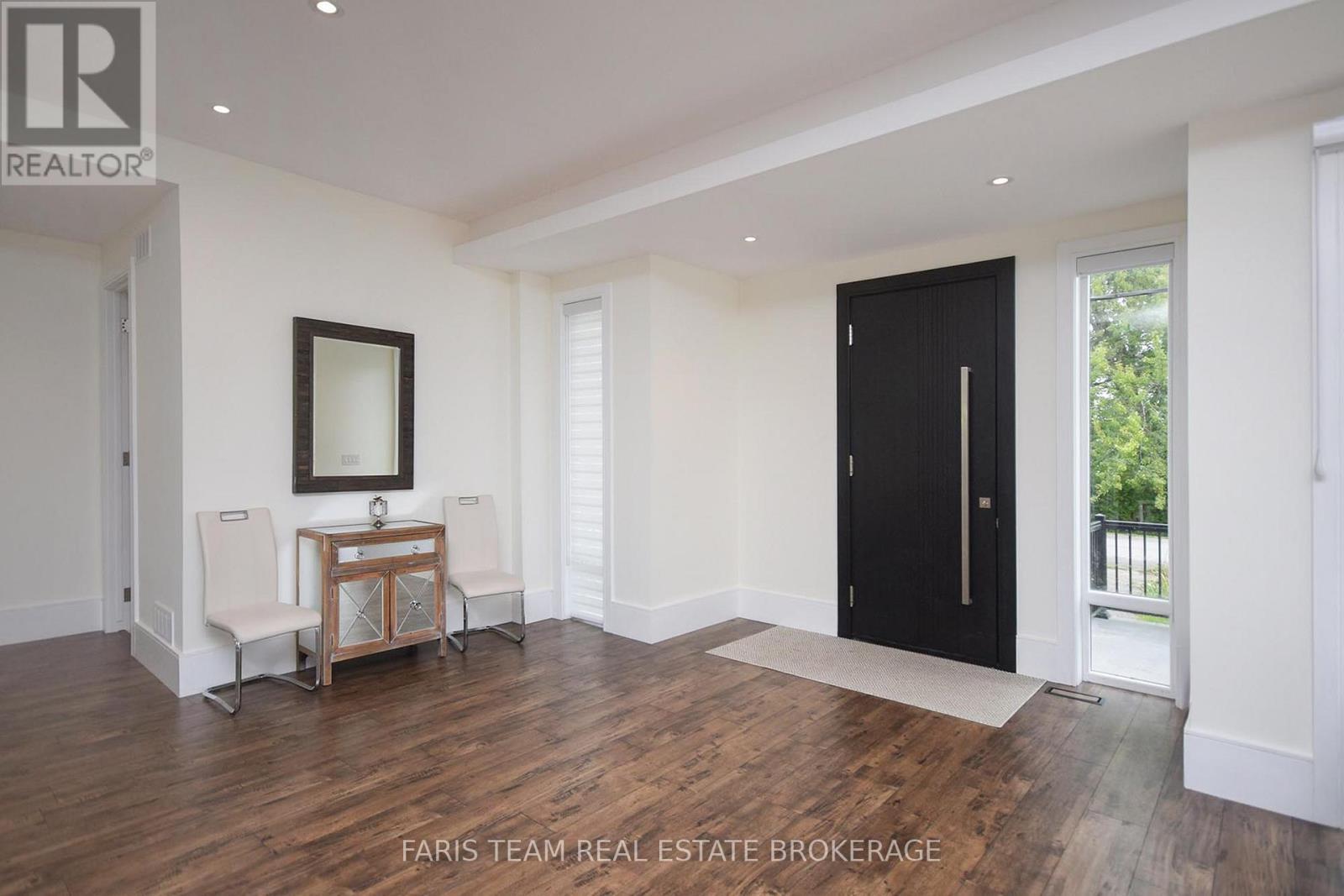 56 Sallows Drive, Tay, Ontario  L0K 2A0 - Photo 5 - S12704304