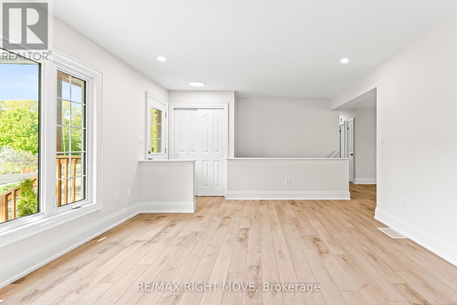 1 Ojibway Court, Tiny, Ontario  L9M 0B2 - Photo 10 - S12704360