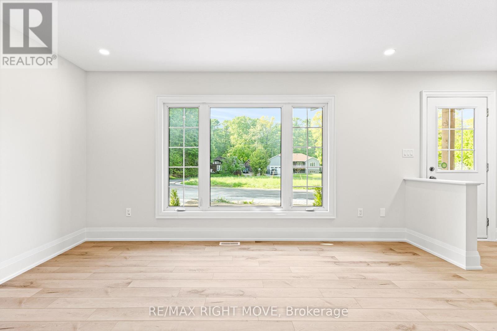 1 Ojibway Court, Tiny, Ontario  L9M 0B2 - Photo 11 - S12704360