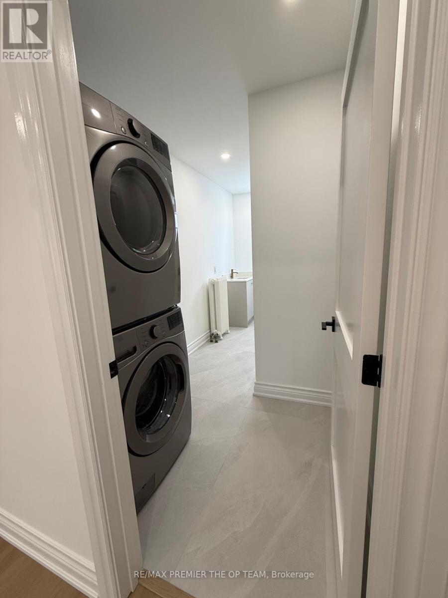 Upper Level - 54 Vaughan Road, Toronto, Ontario  M6G 2N4 - Photo 7 - C12687388