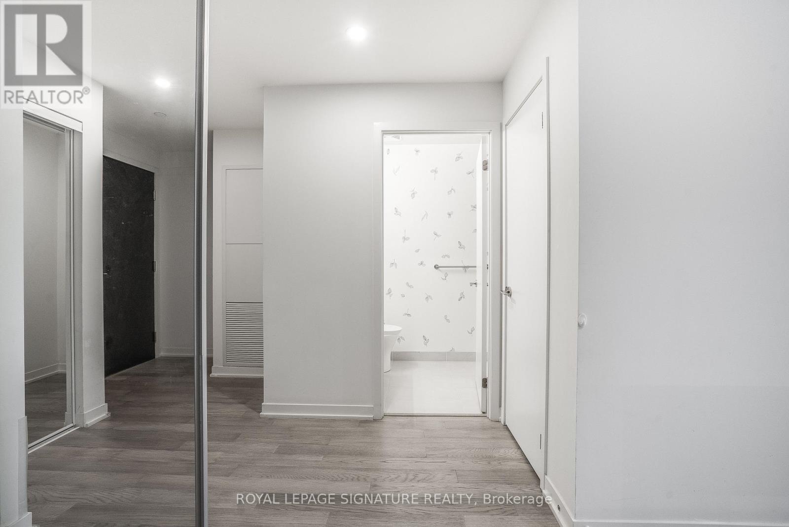 416 - 1808 St Clair Avenue W, Toronto, Ontario  M6N 0C1 - Photo 19 - W12665980