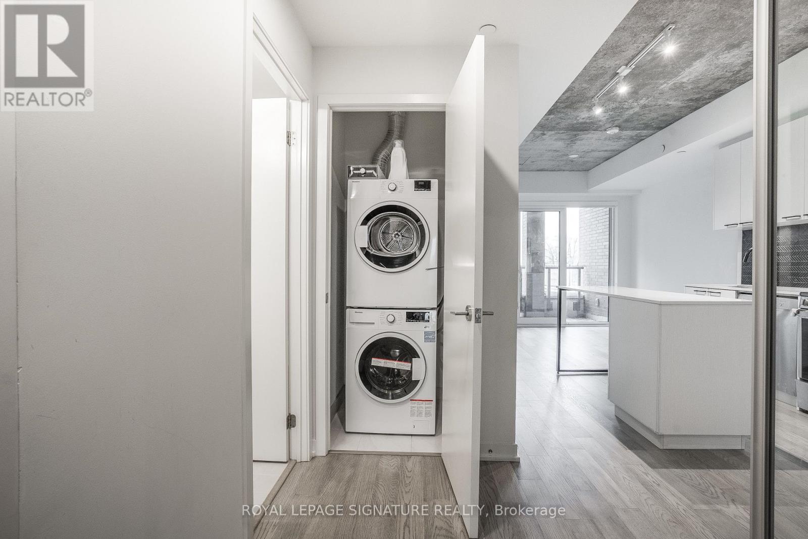 416 - 1808 St Clair Avenue W, Toronto, Ontario  M6N 0C1 - Photo 28 - W12665980