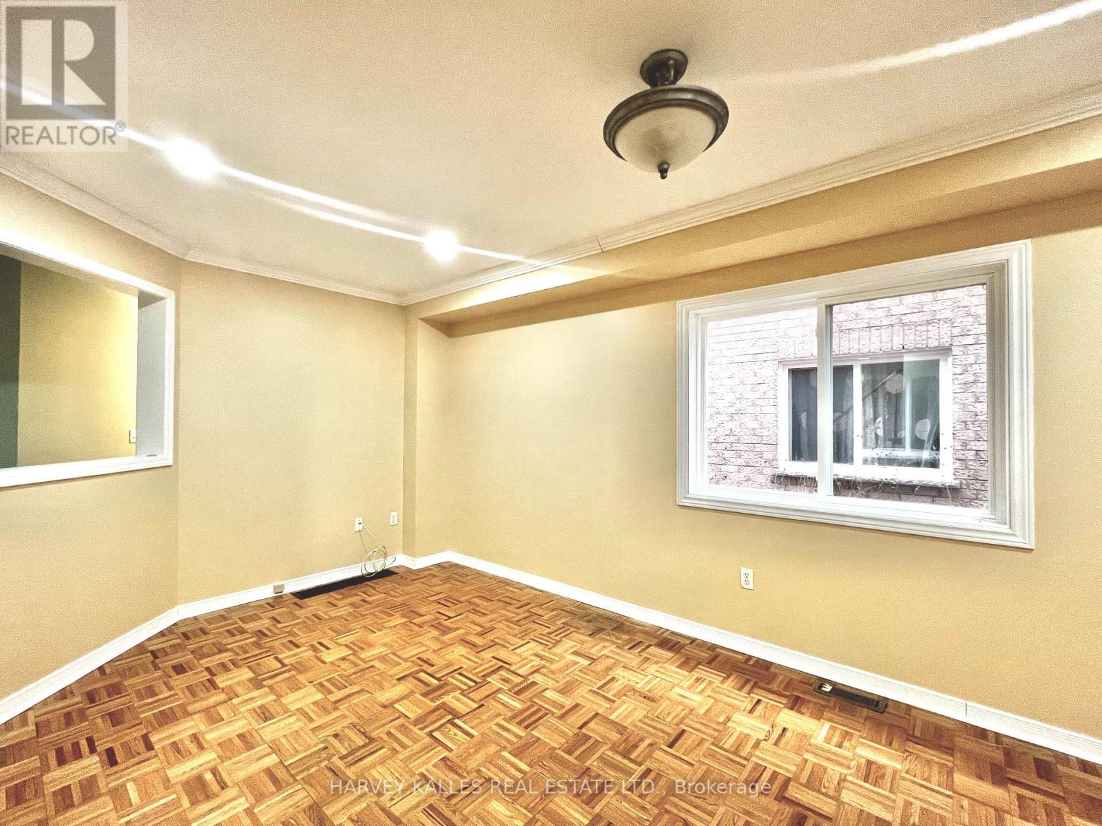 55 Native Landing, Brampton, Ontario  L6X 5A7 - Photo 16 - W12703206