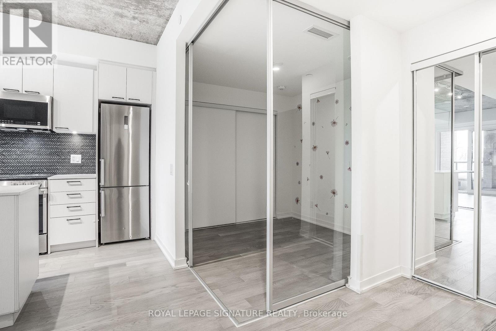 416 - 1808 St Clair Avenue W, Toronto, Ontario  M6N 0C1 - Photo 24 - W12665980