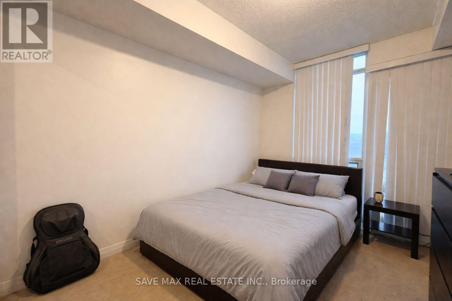 3305 - 5 Valhalla Inn Road, Toronto, Ontario  M9B 0B1 - Photo 6 - W12682314