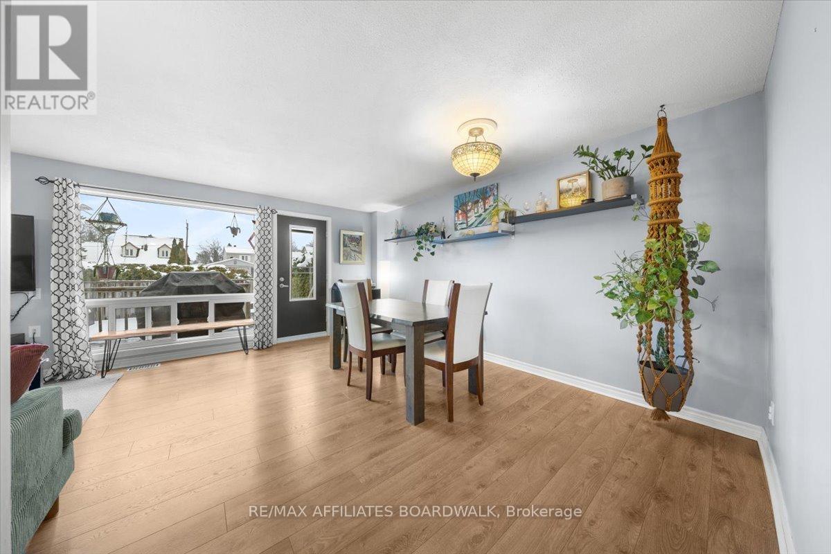 1146 Grenoble Crescent, Ottawa, Ontario  K1C 2C6 - Photo 13 - X12642028