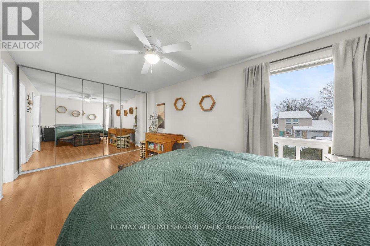 1146 Grenoble Crescent, Ottawa, Ontario  K1C 2C6 - Photo 18 - X12642028