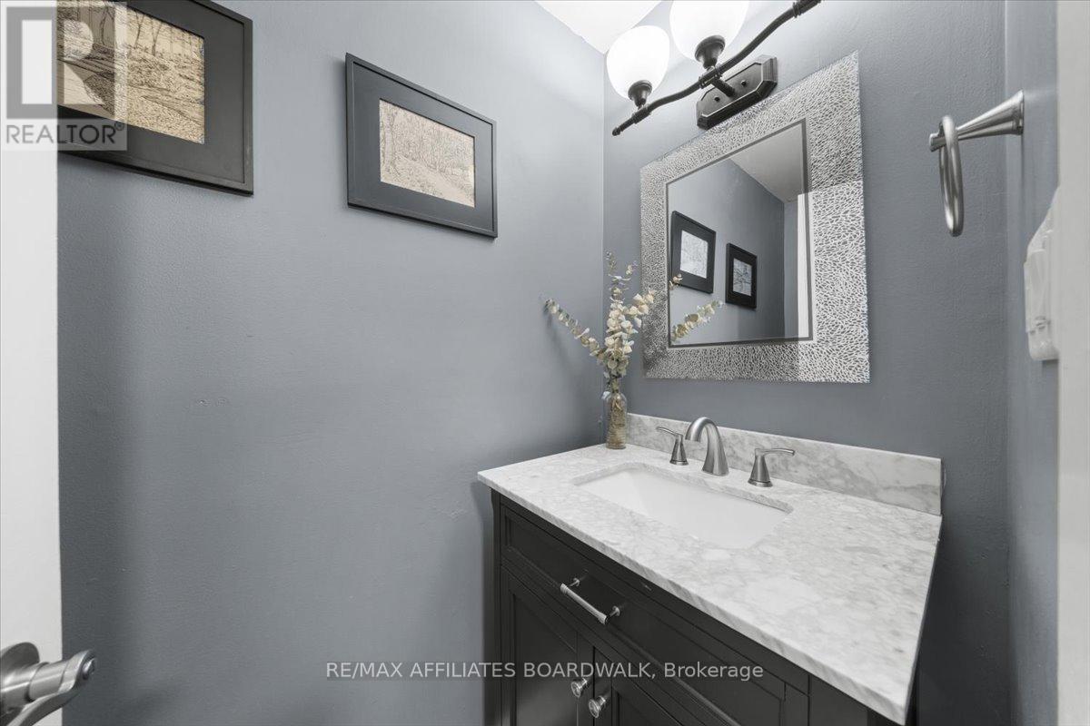 1146 Grenoble Crescent, Ottawa, Ontario  K1C 2C6 - Photo 14 - X12642028