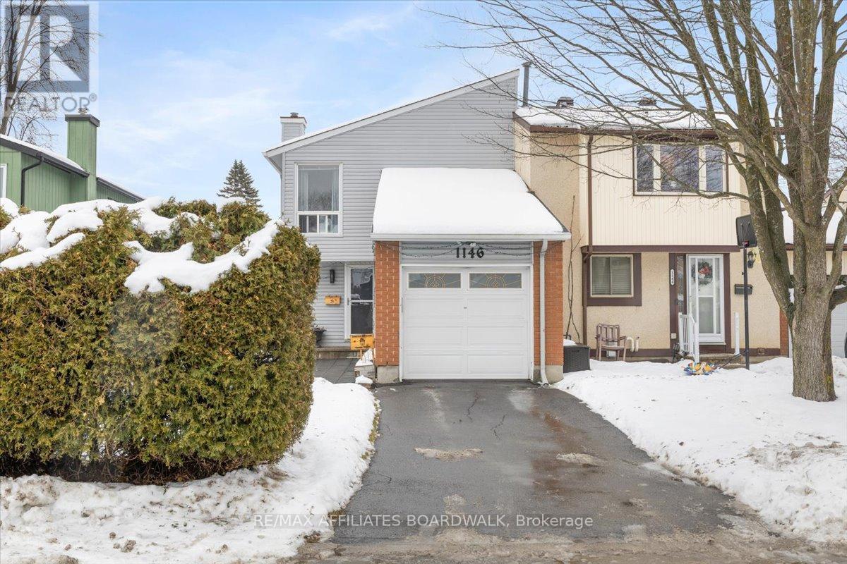 1146 Grenoble Crescent, Ottawa, Ontario  K1C 2C6 - Photo 33 - X12642028