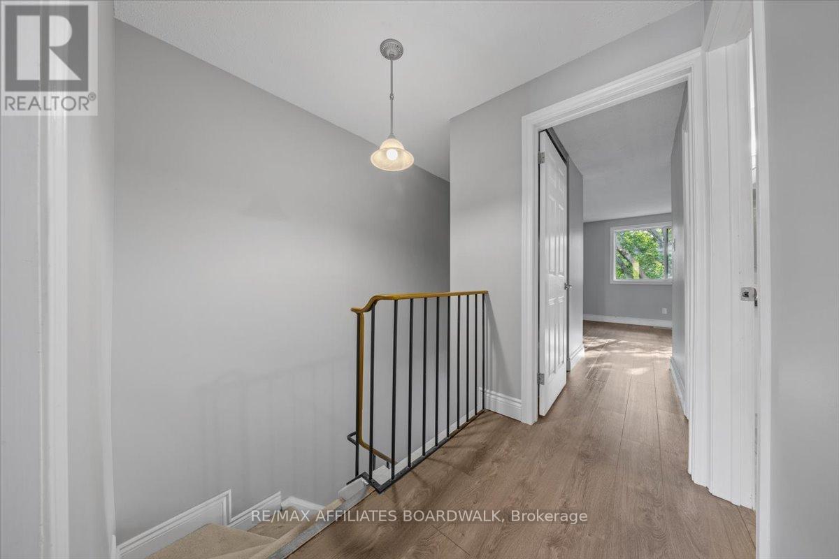 6482 Bilberry Drive W, Ottawa, Ontario  K1C 4N8 - Photo 22 - X12658188