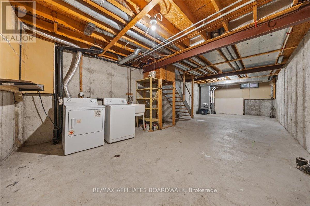 6482 Bilberry Drive W, Ottawa, Ontario  K1C 4N8 - Photo 36 - X12658188