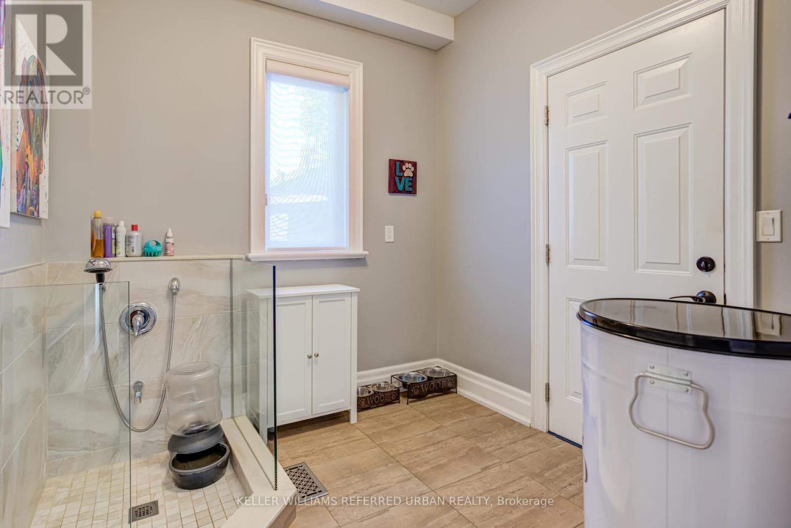 1487 Myron Drive, Mississauga, Ontario  L5E 2N5 - Photo 16 - W12704290