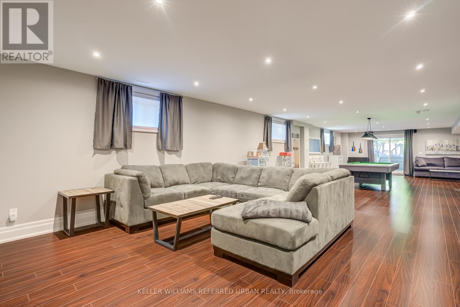 1487 Myron Drive, Mississauga, Ontario  L5E 2N5 - Photo 35 - W12704290