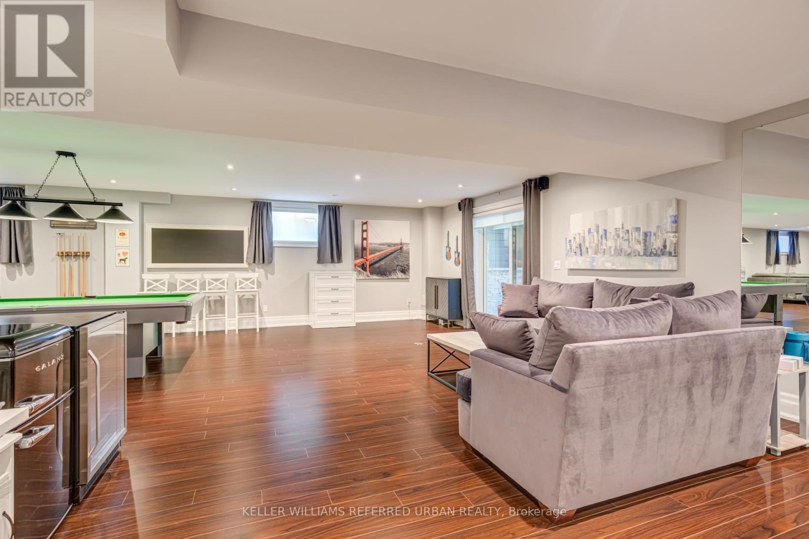 1487 Myron Drive, Mississauga, Ontario  L5E 2N5 - Photo 38 - W12704290