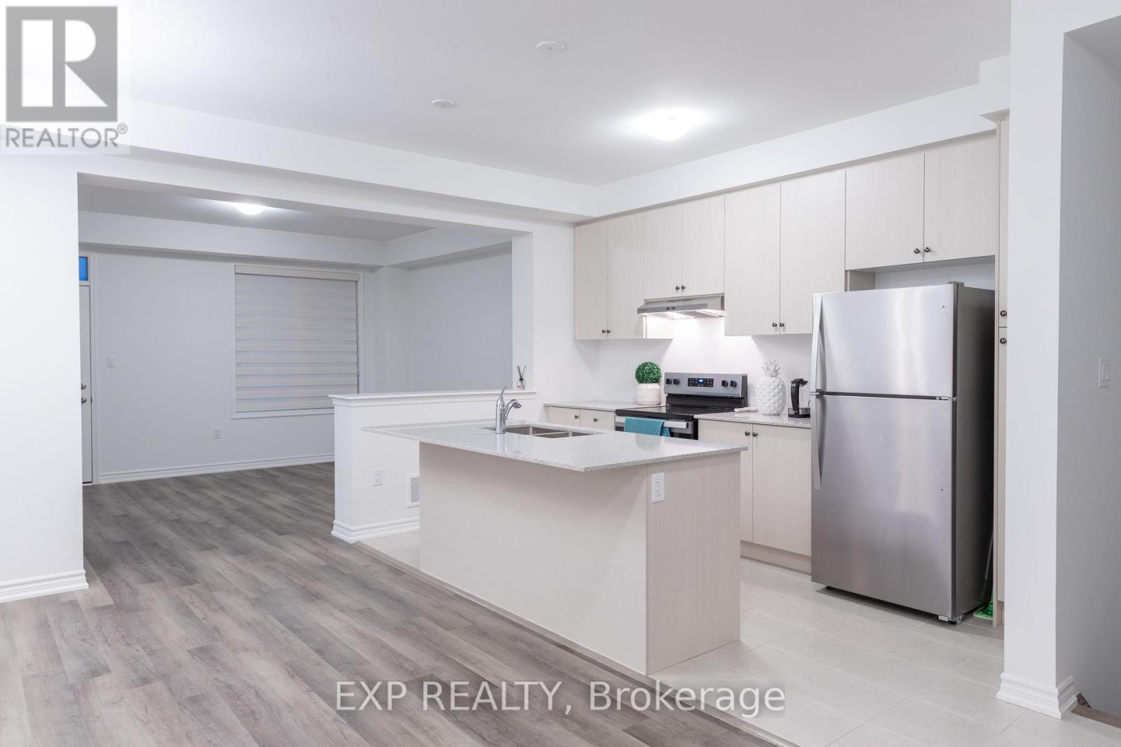 32 Elmer Moss Avenue, Caledon, Ontario  L7C 3H1 - Photo 13 - W12704294