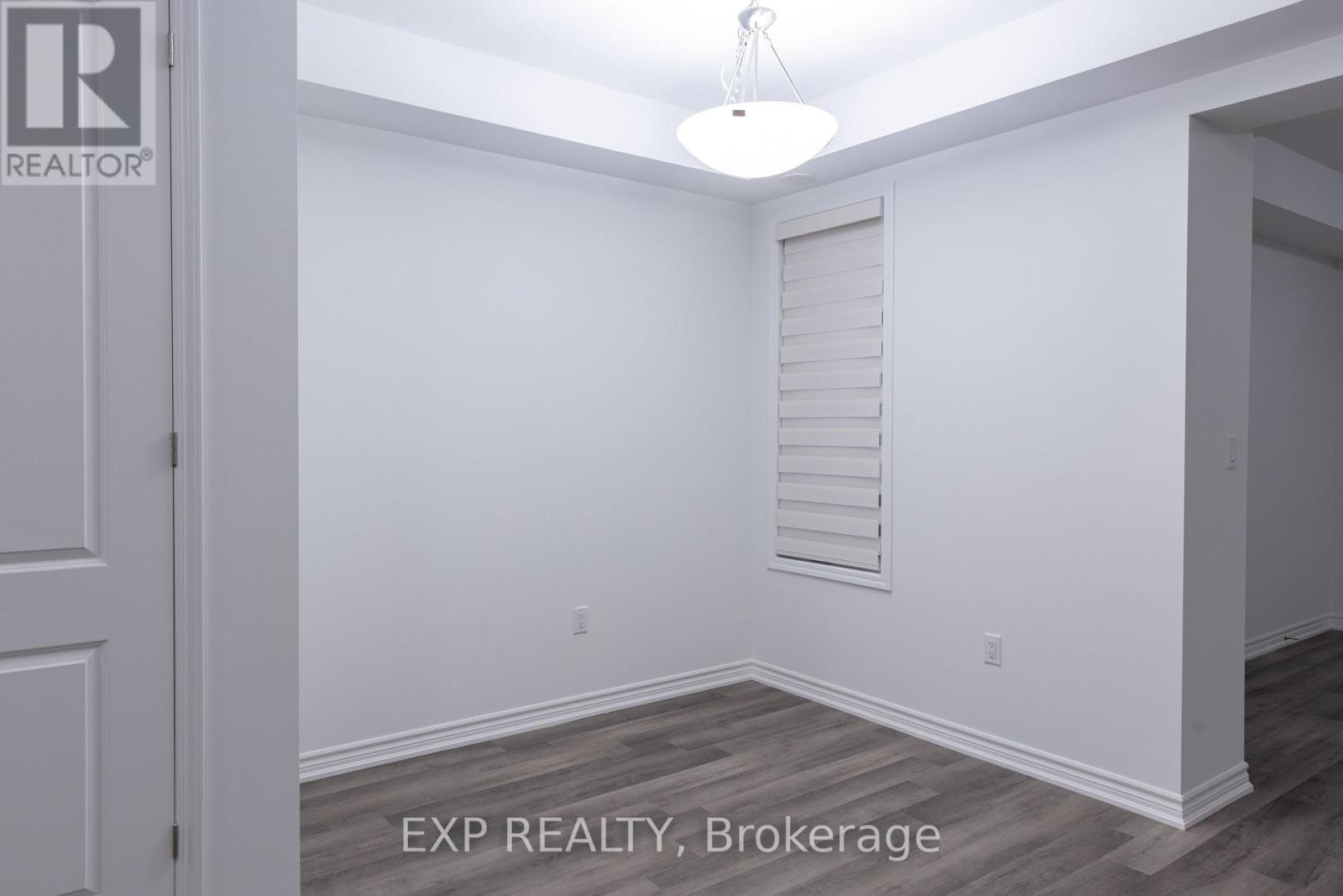 32 Elmer Moss Avenue, Caledon, Ontario  L7C 3H1 - Photo 18 - W12704294