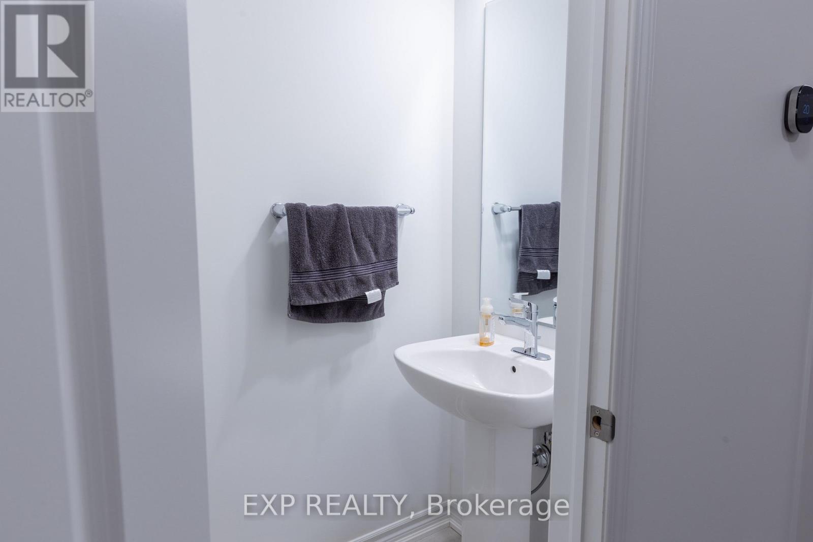 32 Elmer Moss Avenue, Caledon, Ontario  L7C 3H1 - Photo 23 - W12704294