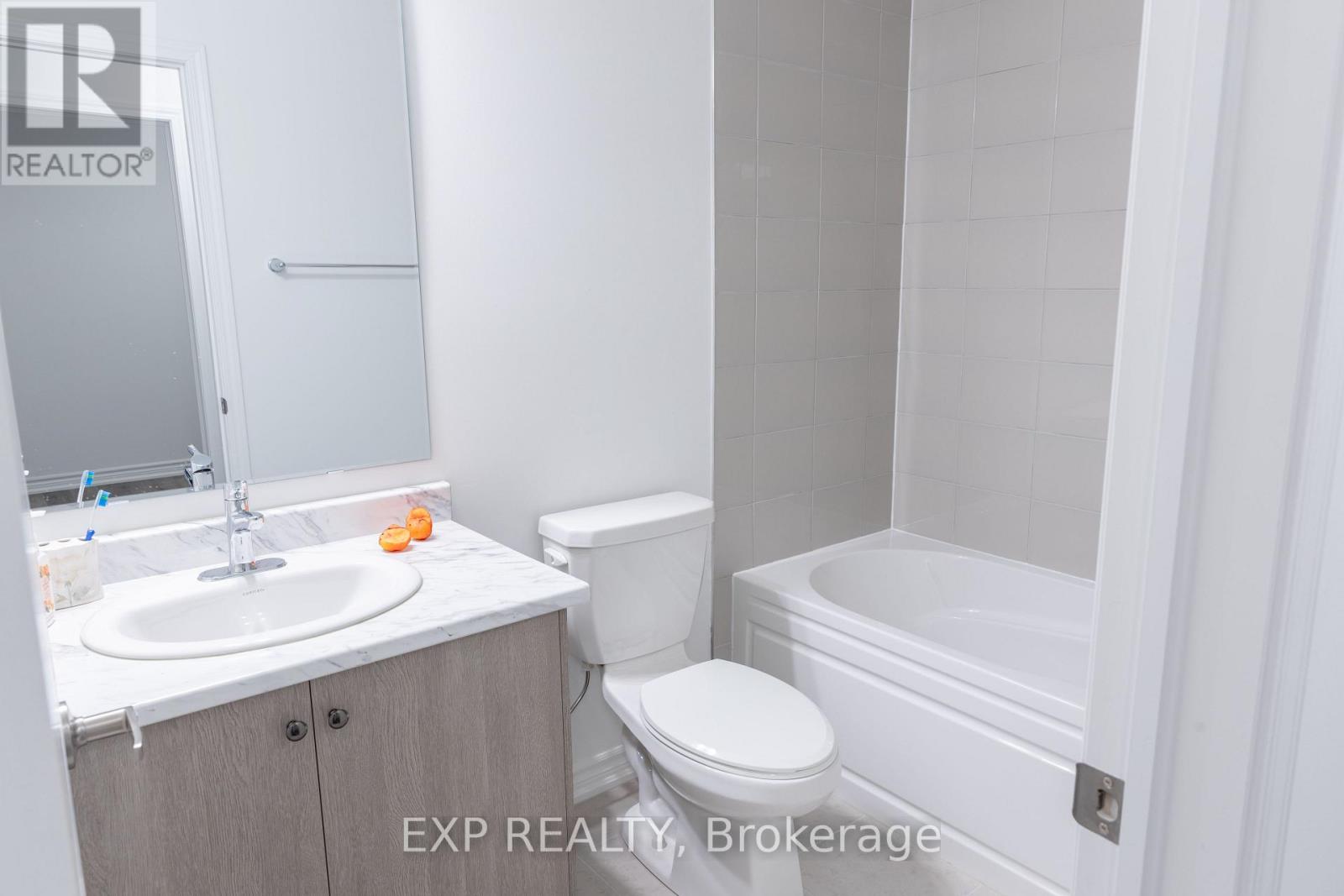 32 Elmer Moss Avenue, Caledon, Ontario  L7C 3H1 - Photo 30 - W12704294