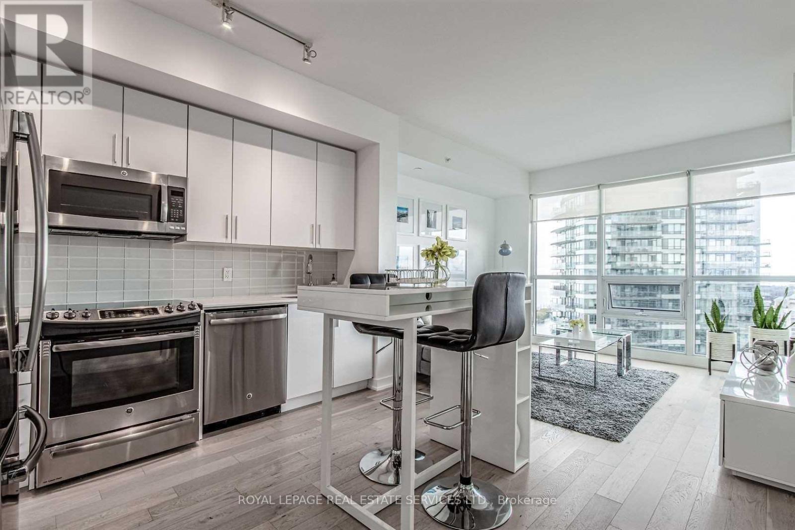 3905 - 2212 Lakeshore Boulevard W, Toronto, Ontario  M8V 0C2 - Photo 7 - W12704330