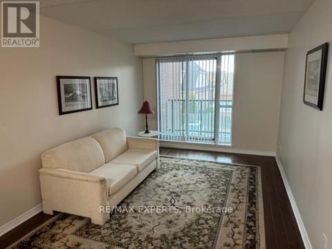 202 - 60 Via Rosedale Way, Brampton, Ontario  L6R 3X6 - Photo 8 - W12704374