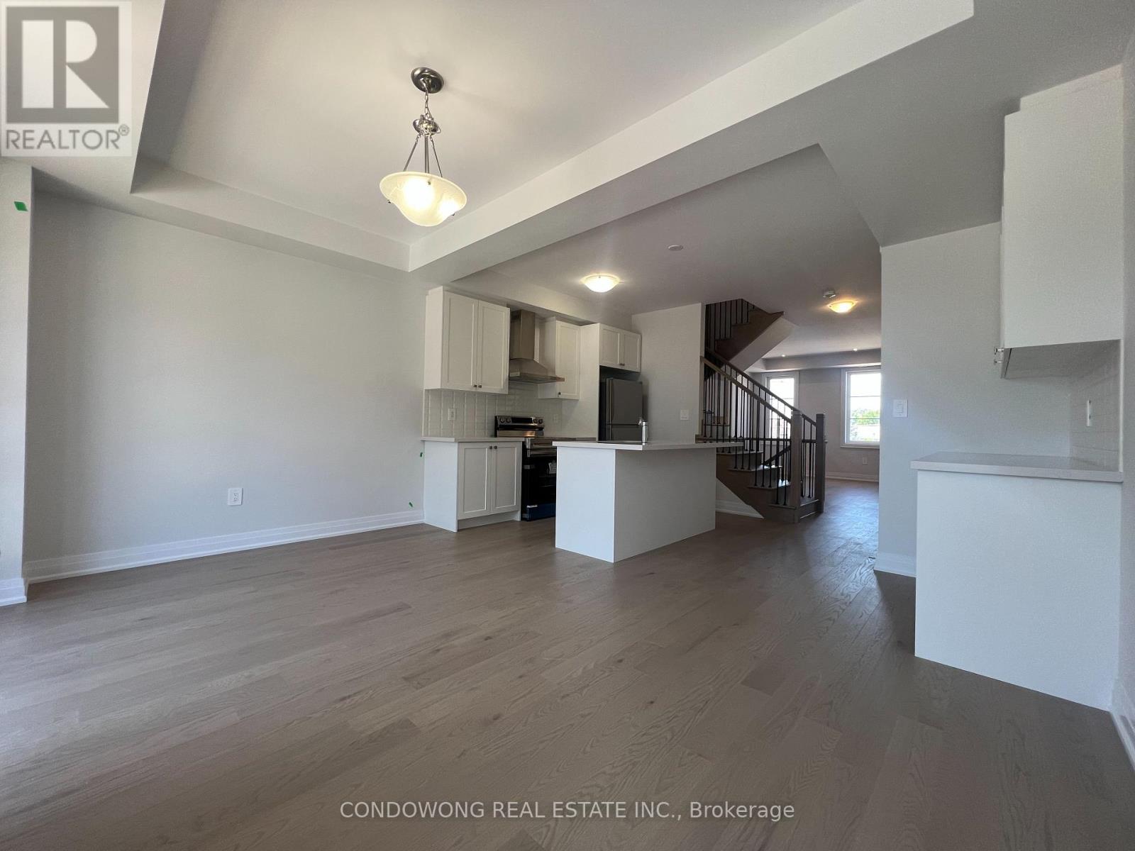 5951 Saigon Street, Mississauga, Ontario  L5V 0E9 - Photo 23 - W12704388