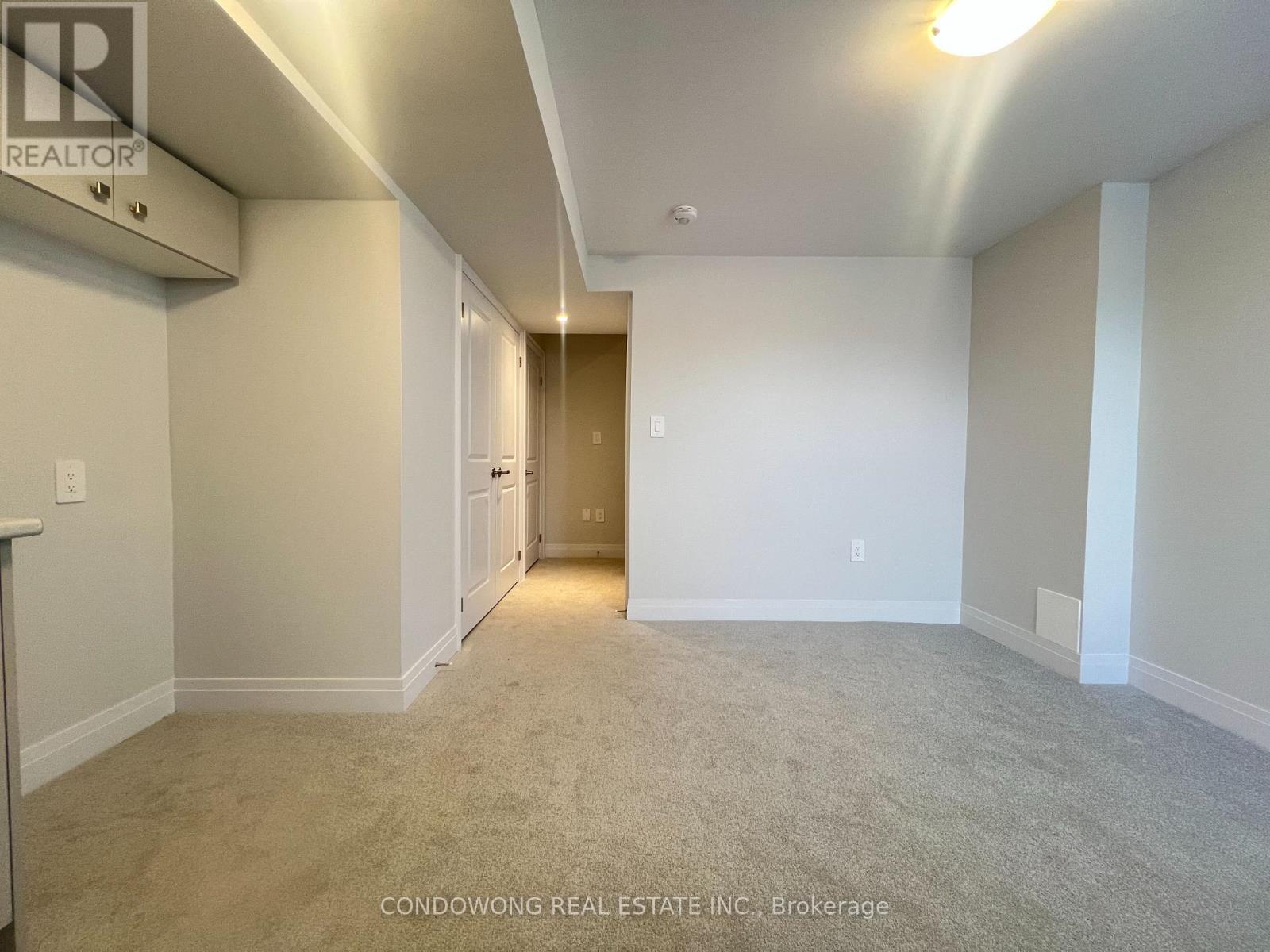 5951 Saigon Street, Mississauga, Ontario  L5V 0E9 - Photo 43 - W12704388