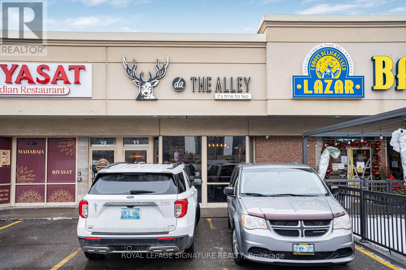 11 - 325 Central Parkway W, Mississauga, Ontario  L5B 3X9 - Photo 18 - W12704432