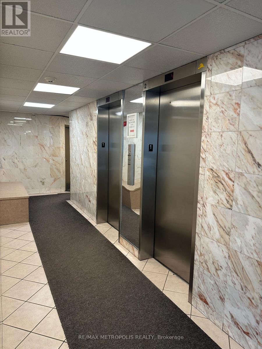 Ph03 - 2323 Confederation Parkway, Mississauga, Ontario  L5B 1R6 - Photo 14 - W12704462