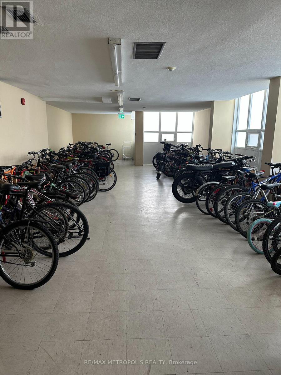 Ph03 - 2323 Confederation Parkway, Mississauga, Ontario  L5B 1R6 - Photo 15 - W12704462