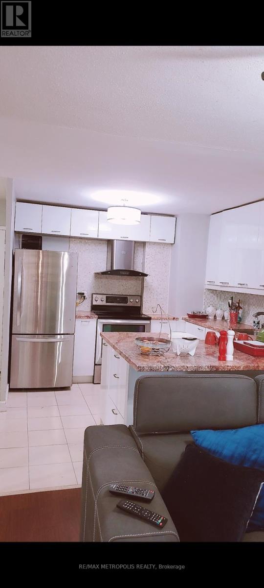 Ph03 - 2323 Confederation Parkway, Mississauga, Ontario  L5B 1R6 - Photo 3 - W12704462