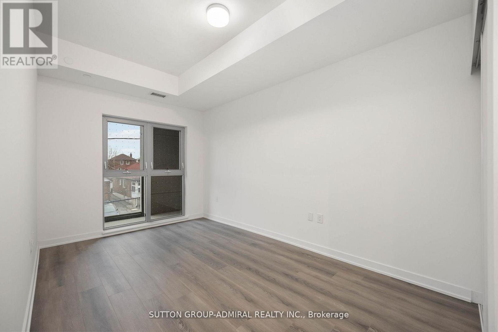 201 - 2433 Dufferin Street, Toronto, Ontario  M6E 3T3 - Photo 13 - W12704466