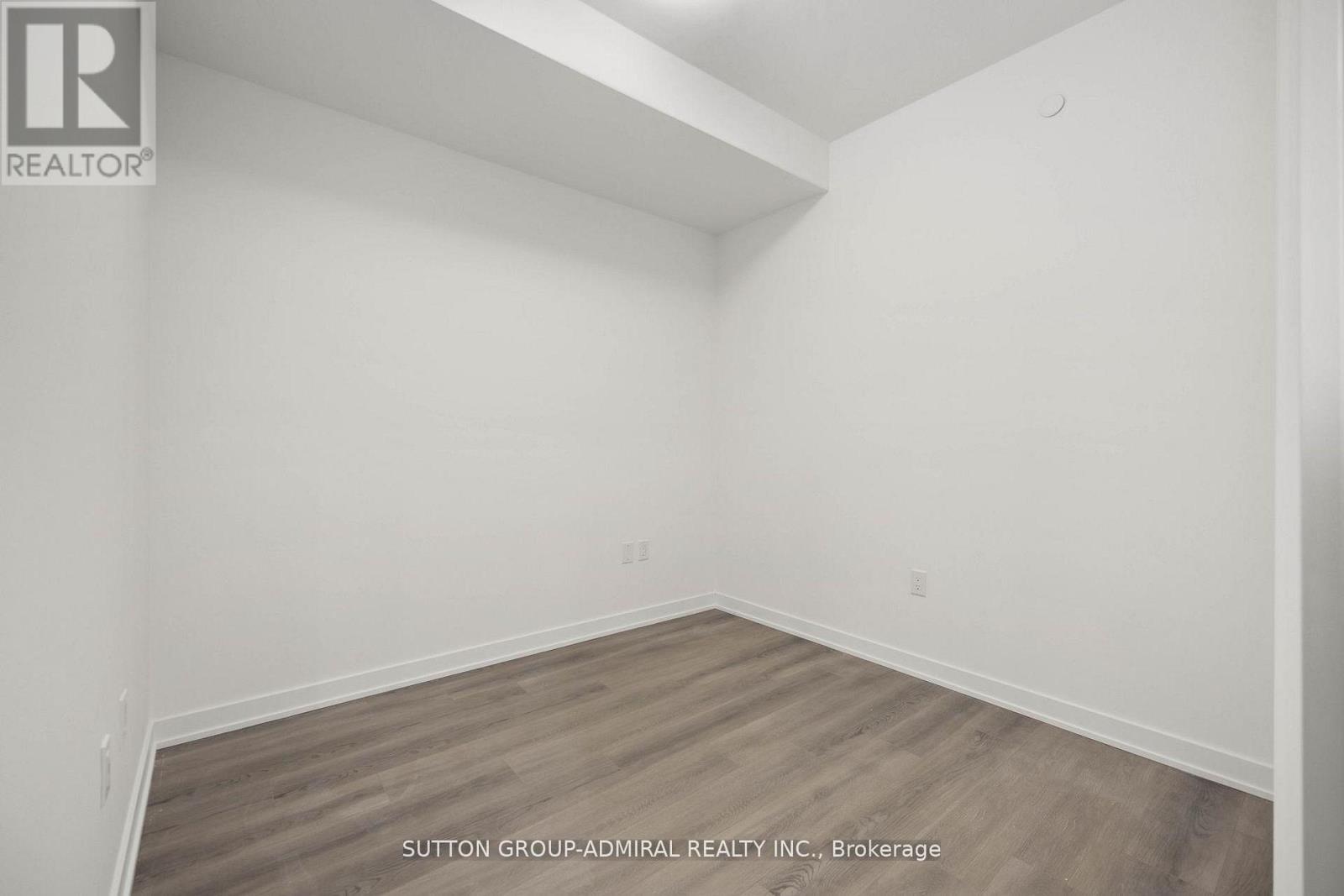 201 - 2433 Dufferin Street, Toronto, Ontario  M6E 3T3 - Photo 17 - W12704466