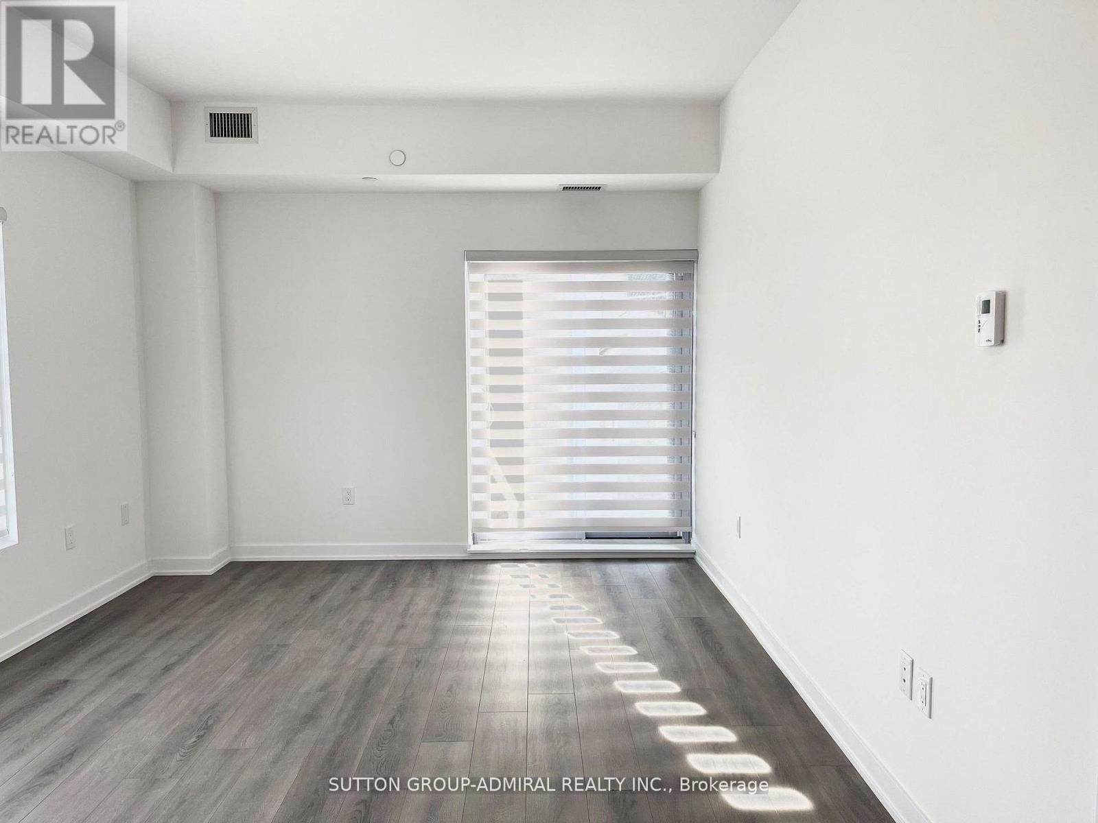 201 - 2433 Dufferin Street, Toronto, Ontario  M6E 3T3 - Photo 22 - W12704466