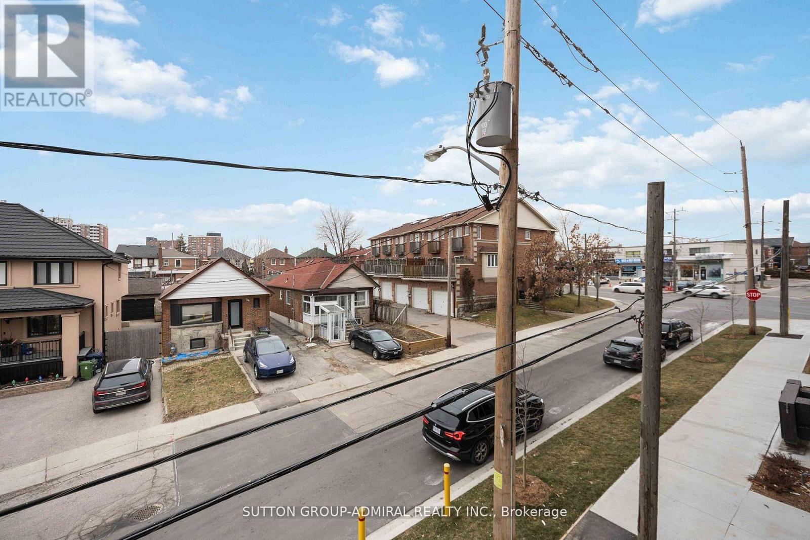 201 - 2433 Dufferin Street, Toronto, Ontario  M6E 3T3 - Photo 29 - W12704466