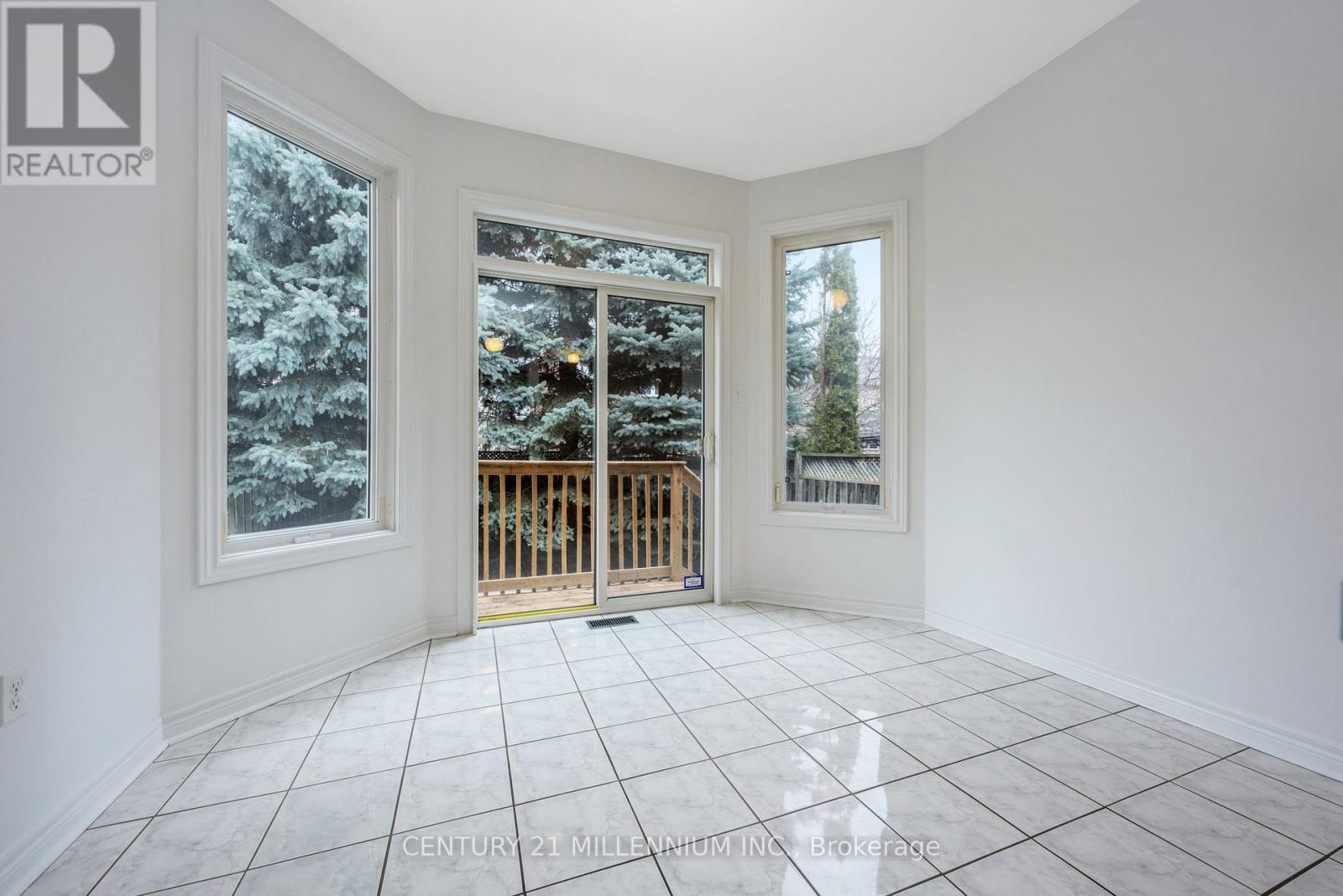 29 Martree Crescent, Brampton, Ontario  L6V 4R3 - Photo 10 - W12704502