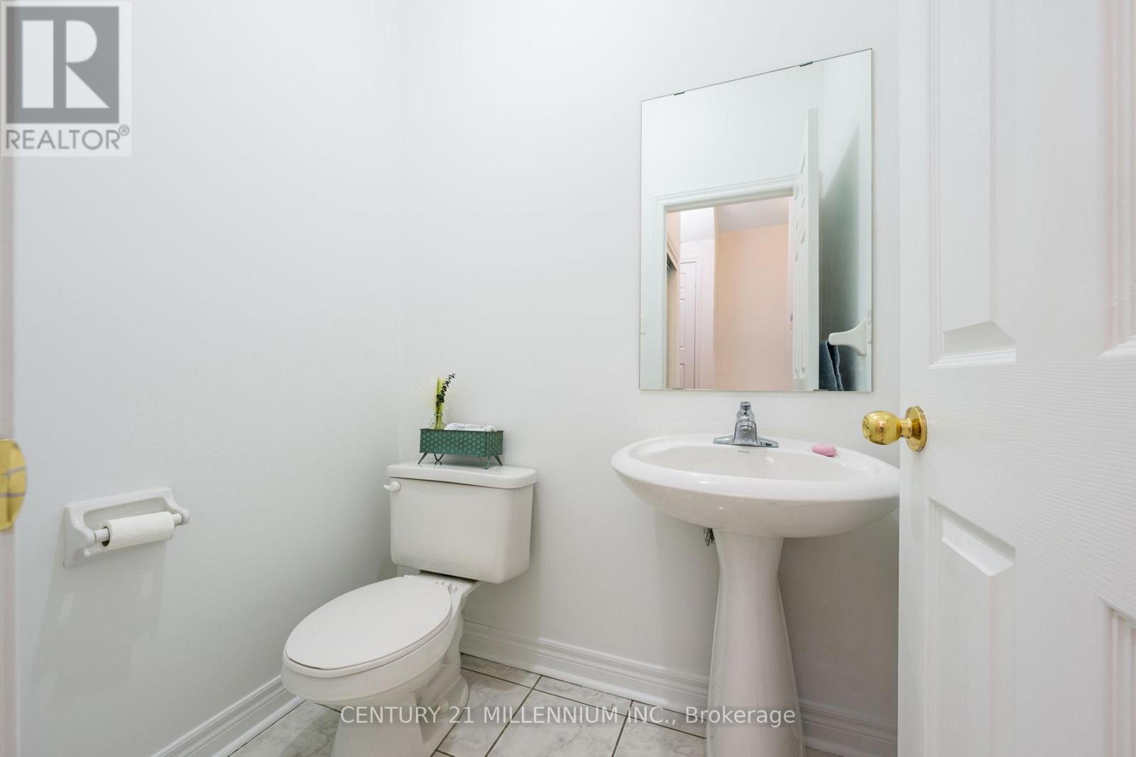 29 Martree Crescent, Brampton, Ontario  L6V 4R3 - Photo 12 - W12704502