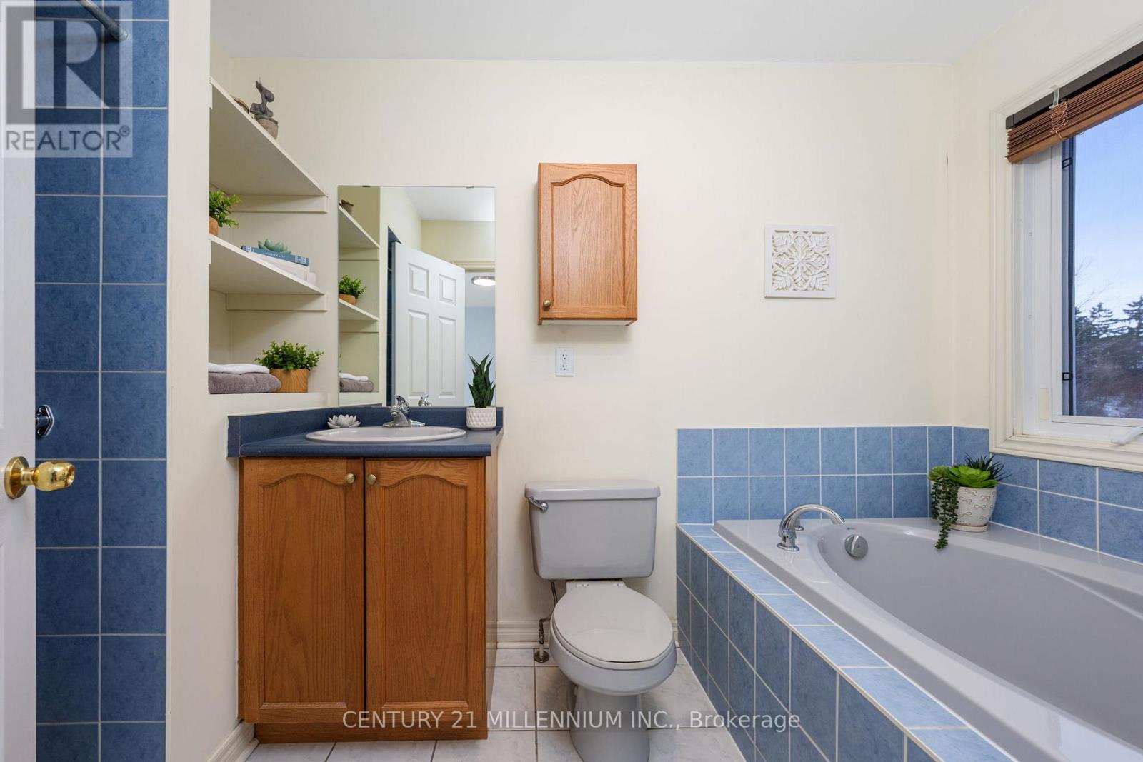 29 Martree Crescent, Brampton, Ontario  L6V 4R3 - Photo 15 - W12704502