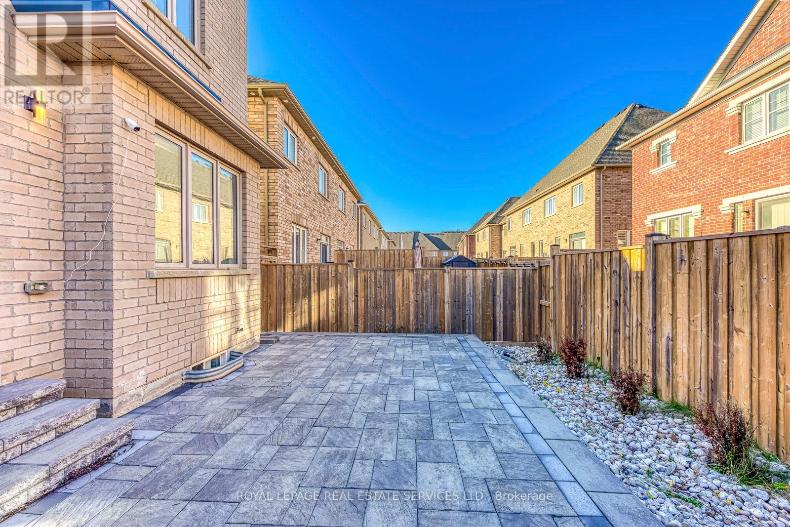 563 Settlers Road W, Oakville, Ontario  L6M 1N7 - Photo 46 - W12704514