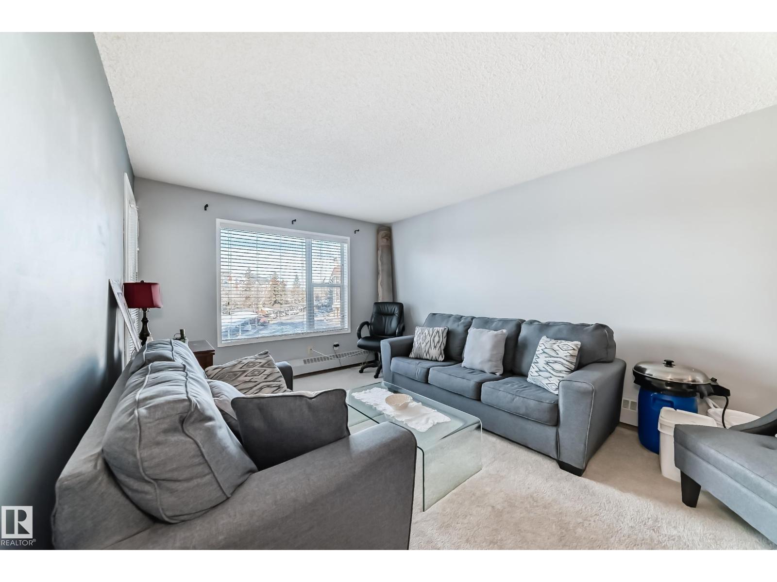 #347 10520 120 St Nw, Edmonton, Alberta  T5H 4L7 - Photo 4 - E4470297