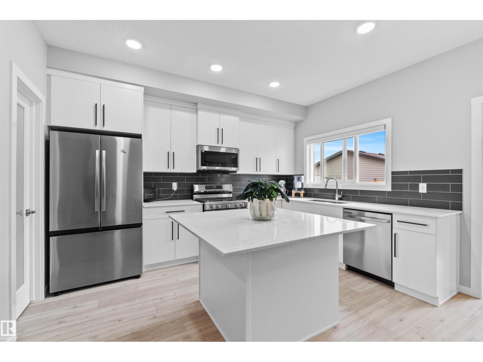 331 32 Av Nw, Edmonton, Alberta  T6T 2T1 - Photo 10 - E4470303