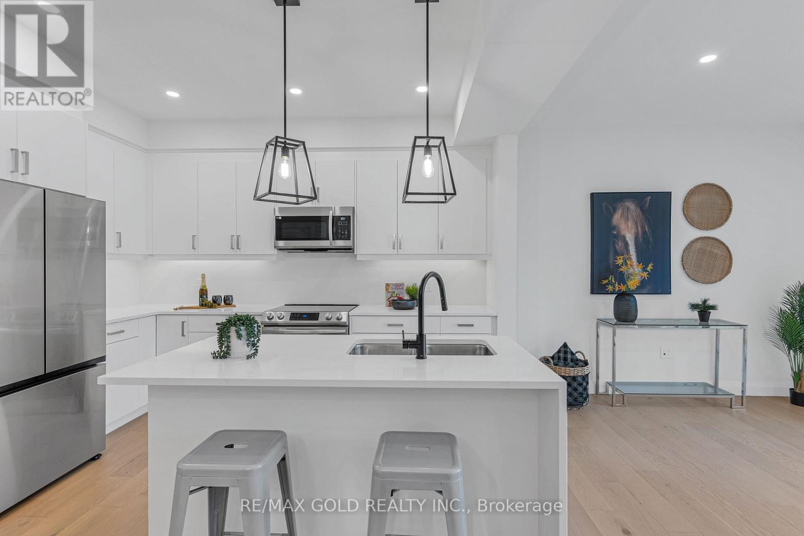 19 - 143 Elgin Street N, Cambridge, Ontario  N1R 0E1 - Photo 13 - X12704298