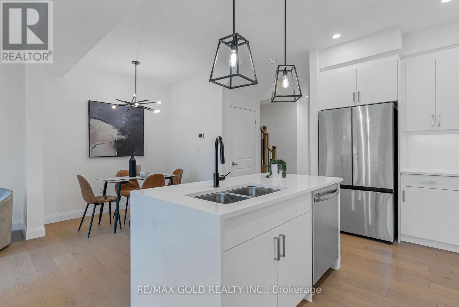 19 - 143 Elgin Street N, Cambridge, Ontario  N1R 0E1 - Photo 9 - X12704298