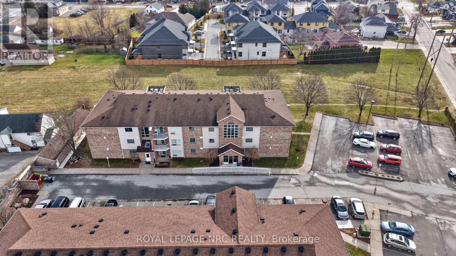 303b - 1061 Vansickle Road, St. Catharines, Ontario  L2M 2X4 - Photo 27 - X12704326